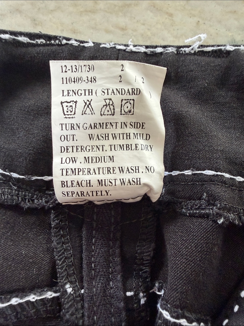 Equine Coture Black Riding Breeches - Picture 12 of 14